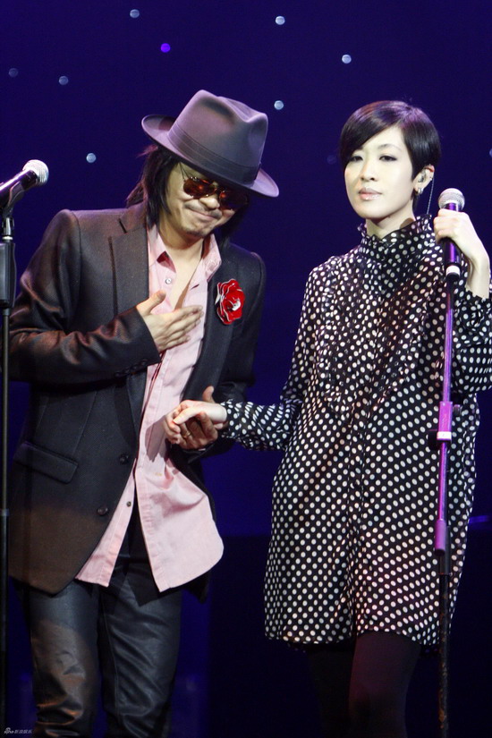 图文:左小祖咒彩排-左小祖咒和陈珊妮