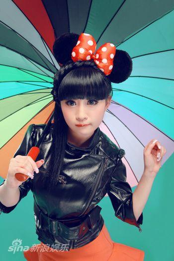 组图奈儿萝莉宣传照曝光初入娱乐圈可爱甜美