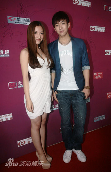2011中国藏歌会启动胡夏刘惜君晋级