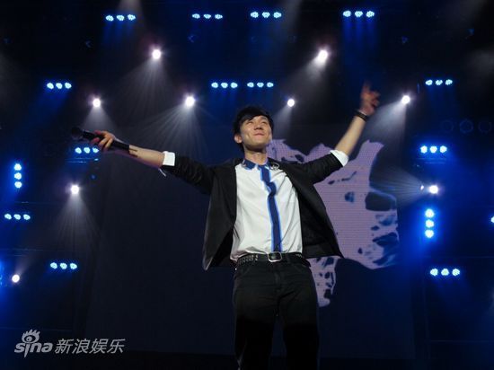 JJ与歌迷互动