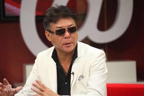 图文:姜育恒聊专辑-很少创作爱情歌曲_影音娱