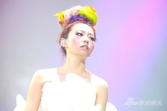 �ع���������