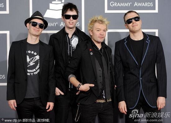 Sum 41ϯ̺