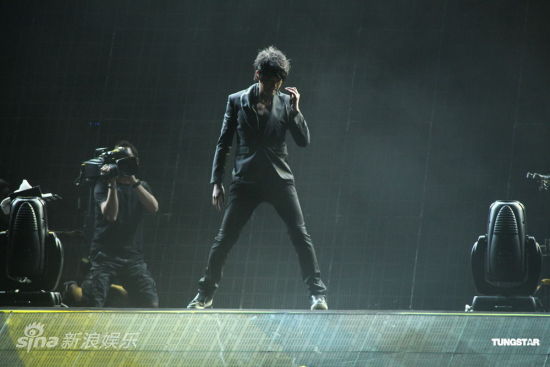 ��̨������