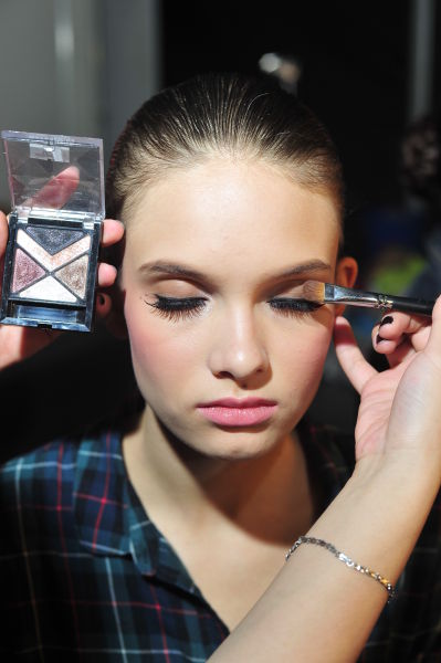 美宝莲纽约赞助2014年春夏上海时装周