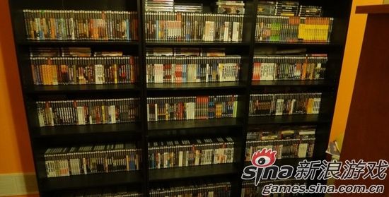 游戏收集控 美玩家收藏PS2所有游戏_电视游戏
