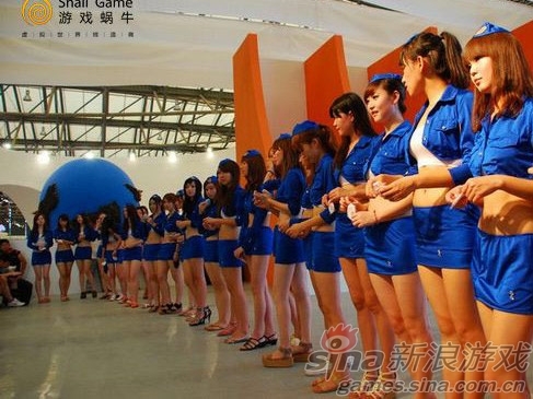 CJ美图选:展会现场Showgirl美腿图集_产业服务