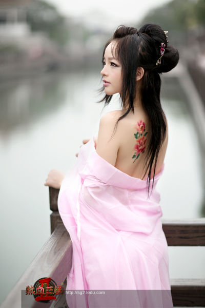 Ů�����὿�εı�Ӱ