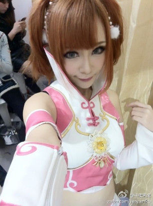������COSPLAY�͵�һ�� (3)