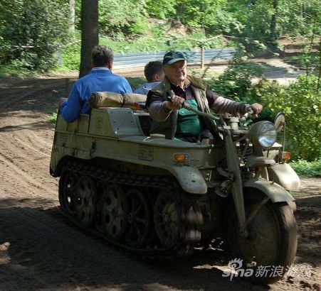 兜风约会开坦克 二战军备对外开放_玩家资讯