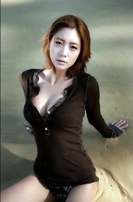 韩国新一代性感女神代言长寿网游