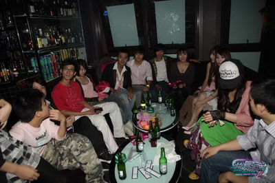 《热舞派对Ⅱ》同城派对<em>帅哥美女超多</em>_热舞派