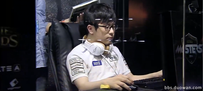 �ڶ�ʮ����ս�����а�Blue���е�һ