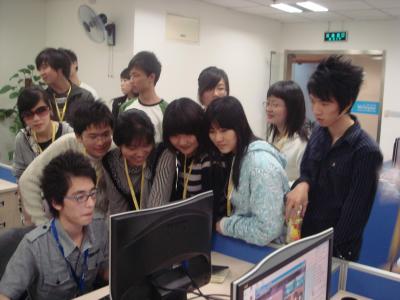 《超级舞者》久游参观日玩家欢聚一堂_网络游