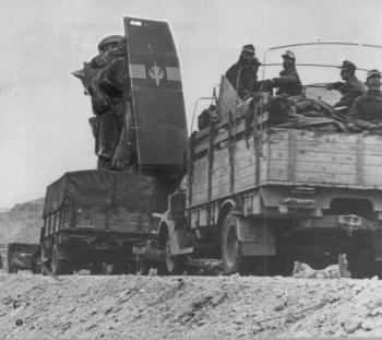 从龙穿峡盘龙要塞引申开的各式穿越图