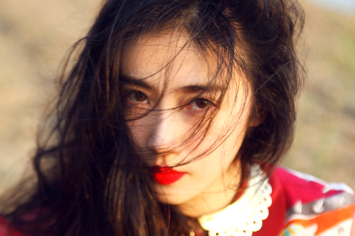 ����Խ�������Ը����� У������������