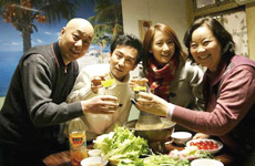 房不剩防,海藻李念博客,赵毅博客,暑期档电影,电影推荐,德云社,何云伟,李菁,炒房技巧,售楼员培训资料,蜗居全集,蜗居2鲜花朵朵,在线观看