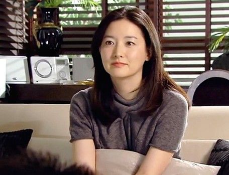 氧气美女李英爱生下龙凤胎 家居照曝光(7)