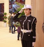 ˧�����Ʒ���Ů