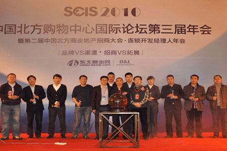 ͼΪ�Ͻ����̴��������ʽ