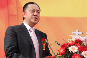 中建八局总经理校荣春