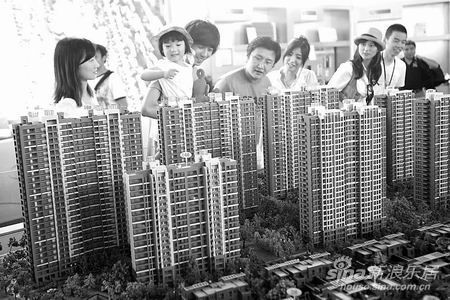 开发商:不管谁卖房都给提成 楼市进入全民卖房