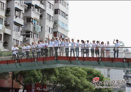 潡