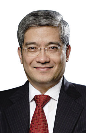 郎咸平:中国经济存在八大危机_业界观点