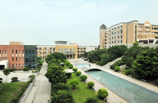 又有36名西藏学生来阳光国际学校圆梦免费上学(3)