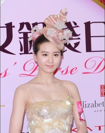  刘诗诗香港 出席活动 称《步步惊心》续集年底