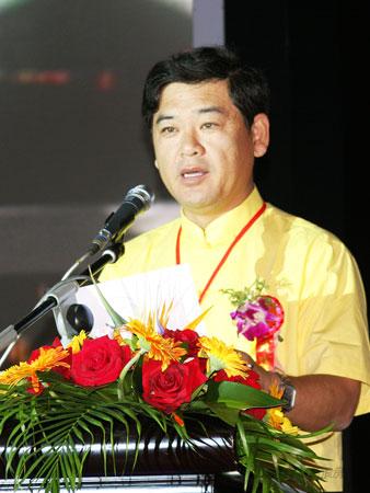 图文:海南省三亚市副市长李柏青致辞