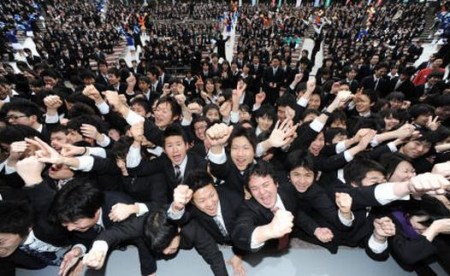 专门学校学生就职出征仪式(图)