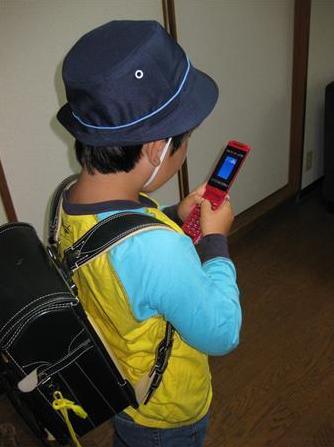 日本手机游戏网站向家长索取高额信息费(图)_