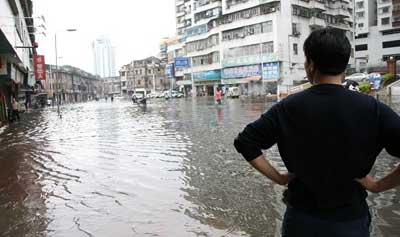 暴雨袭击 潮州陶瓷企业受浸损失惨重