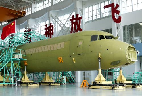 国产ARJ21客机适应中国西部高原高温特殊环境