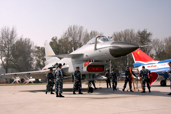 中国空军装备的国产最新型歼10战机仍属于第三代战机