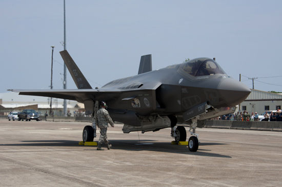 ͼ2011714գ-˾վ׼F-35AϹս