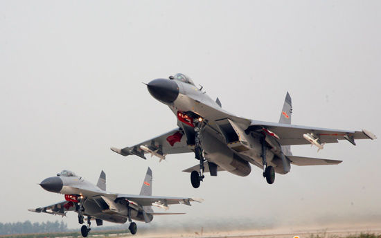 中国空军已经将歼11战机国产化.