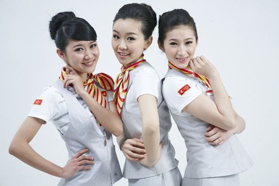天津航空与中国民航大学合作定向培养乘务员