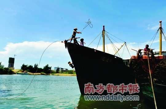 “琼·琼海05668”渔船曾再度起程奔赴黄岩岛。南都记者 叶志文 摄