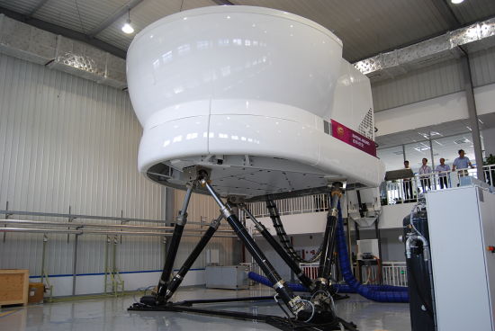 国内首台民营航空飞行模拟机在吉祥航空投入使用