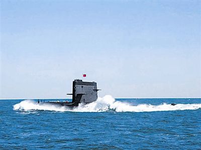 我军潜艇,照片为高 毅摄