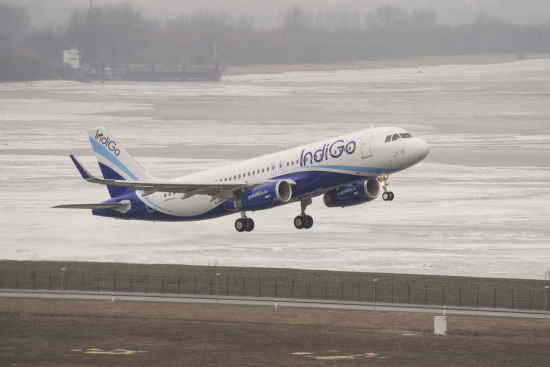 Indigo׼ܴA320