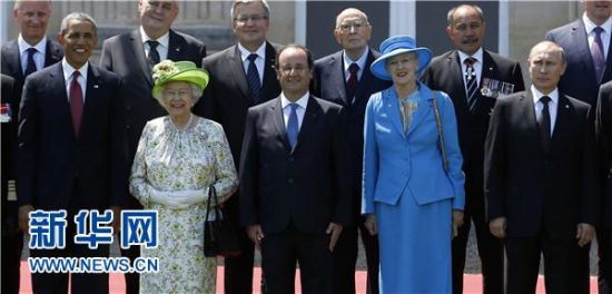 ͼ66գڷŬάǰμŵ׵½70ʽ(ǰ)ͳ°ӢŮɯ׶ͳʵ¡Ůض˹ͳվȼαӰ