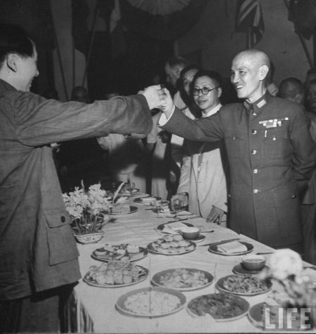 重庆谈判:蒋介石曾准备让毛泽东出任新疆省主