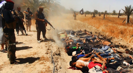 资料图:伊拉克极端武装处决大批政府军战俘.