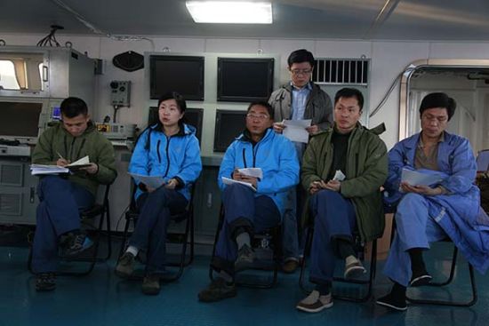 ���º�ͬ����̽���з�װ��