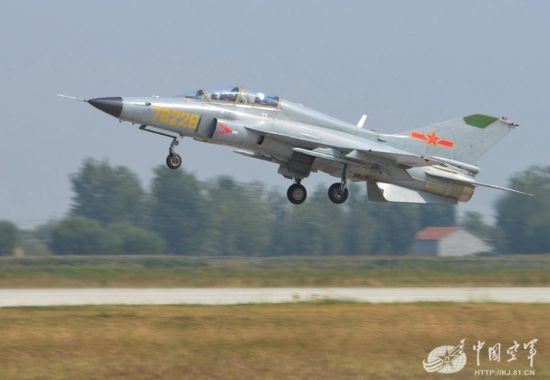 �վ���֯�и߼������쵼�ɲ���ɽӥ�߽̻������ս��Ŀ����