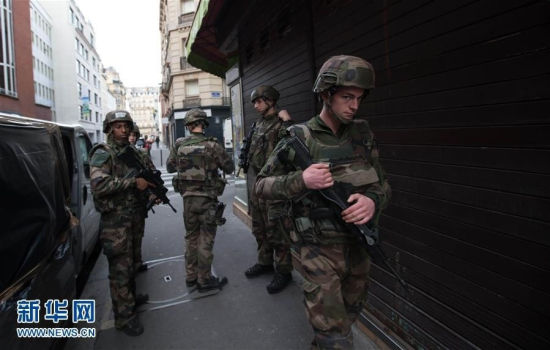  巴黎的恐怖袭击造成了上百人伤亡