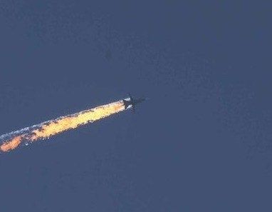 俄军苏24战机被击落